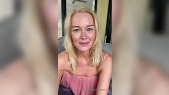 Arabella De Rose aka Hotwife aka arabelladerose onlyfans fucks herself with different sized dicks