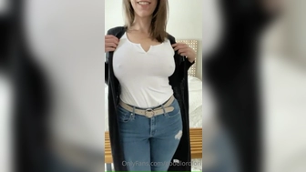 Good Lord Lori aka goodlordlori onlyfans crazy ladies make big boobs