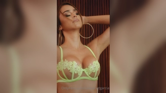 Yanet Garcia aka iamyanetgarcia onlyfans attractive chick is pounded with a bottle in the ass-