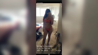 Emira Kowalska aka emirafoods onlyfans the shrewd curvy masturbates pussy with a phallus