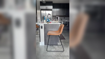 Bella aka bansheebel onlyfans  privat form cute girl