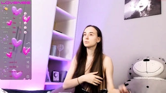 chandoney_04092022_0707_female_chaturbate_3