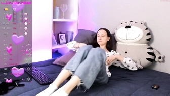 chandoney_04092022_0707_female_chaturbate_5