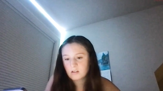 emmababydolls_08092022_0448_female_chaturbate