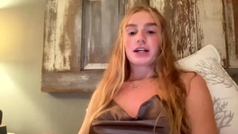 kaybrookee chaturbate busty whore jerks both holes