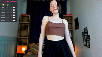 _military__13092022_1842_female_chaturbate_2