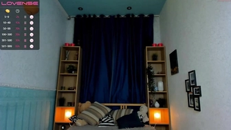 _military__13092022_1842_female_chaturbate_5