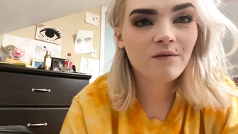 alexisallore_18092022_0354_female_chaturbate