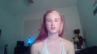 lessclothesmorefunn_19092022_0948_female_chaturbate