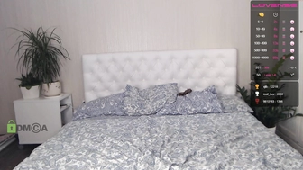 seltin_sweety_09092021_1921_female_chaturbate_3