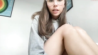 alia_black_27092022_0023_female_chaturbate_3