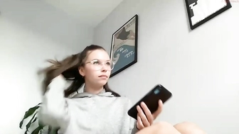 alia_black_27092022_0023_female_chaturbate_5