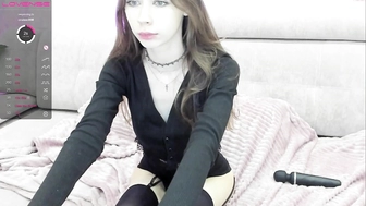 poisonn_girl_26092022_1255_female_chaturbate