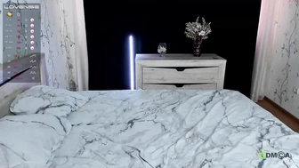 california__gold_30092022_1149_female_chaturbate