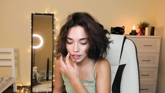 ella_flar__02102022_2148_female_chaturbate_2