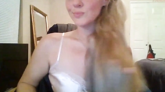 stillgorgeous_03102022_0846_female_chaturbate_5