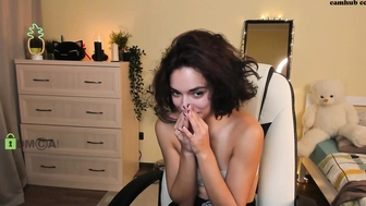 ella_flar__05102022_0058_female_chaturbate