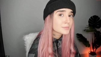 lonelly_lolly98_02102022_0629_female_chaturbate_5