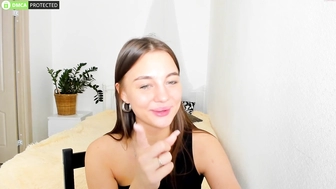 lilly_mattsson_04102022_0027_female_chaturbate