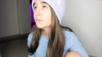 lonelly_lolly98_07102022_1053_female_chaturbate_4