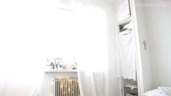 pureangeldolores_09102022_1001_female_chaturbate_2