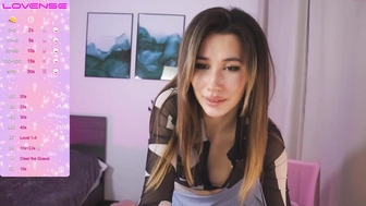 lola_hitman_15102022_2229_couple_chaturbate_5