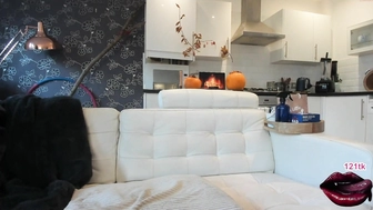 auburnt_08102022_1556_female_chaturbate_2