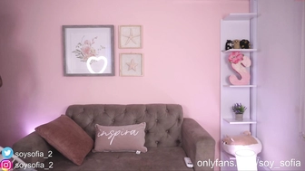 soy_sofia_07102022_0718_female_chaturbate