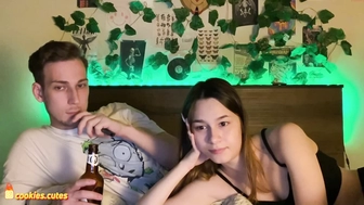 cookies_4u_cute_09102022_0547_couple_chaturbate_4