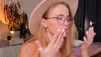 linellali_30092022_1706_female_chaturbate_2