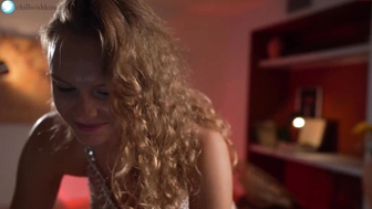 chillwithkira_22102022_0418_female_chaturbate