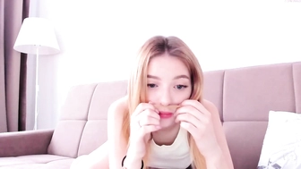 olli_ver_29102022_1330_female_chaturbate_2