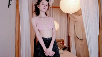 hailiemills_08112022_0507_female_chaturbate_2