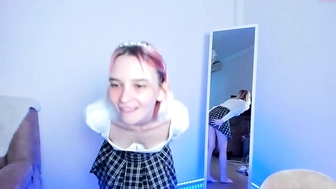 milly_kendall_09112022_1528_female_chaturbate_4