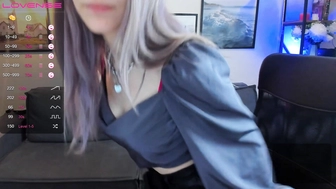 mia_levie_11112022_0342_female_chaturbate_3