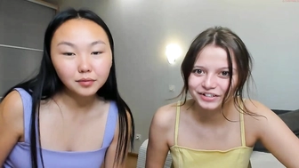 vanessa_tomson_15112022_1842_couple_chaturbate_2