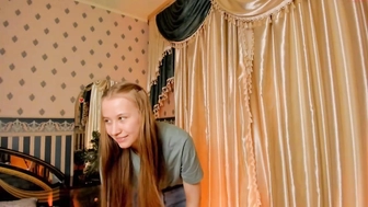 gracestanley_06122022_1836_female_chaturbate_5