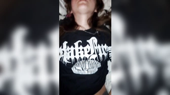 Трах с миниатюрной тинкой в ??нижнем белье в видео от первого лица