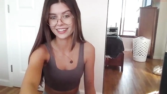 ninababyxoxo_14122022_0351_female_chaturbate_2