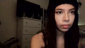 bellswan_20122022_2114_female_chaturbate