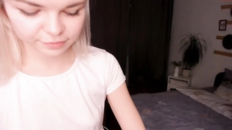 marianstray_20122022_2124_female_chaturbate