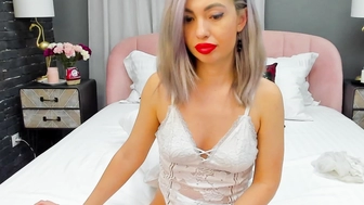 Brittany_Faris_14-12-22-stripchat_5