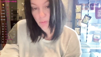 lonelylover2021_23122022_1938_female_chaturbate