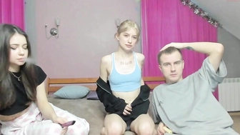 all_stars__27122022_1413_couple_chaturbate