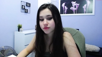 camille_iam_30122022_1438_female_chaturbate