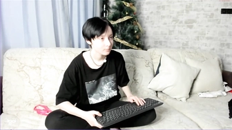 findhottie_01012023_1334_female_chaturbate_2