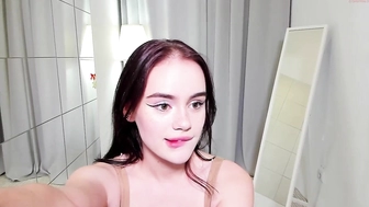 alexis_moor_07012023_1759_female_chaturbate_3