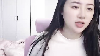 qiqibaby7777-stripchat-11-01-2023_3