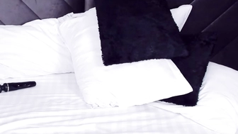 Awww_Ella-stripchat-19-02-2023