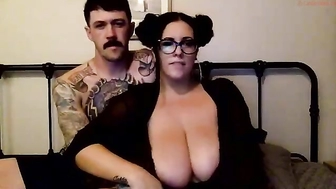 jordanamama_09022023_0853_couple_chaturbate